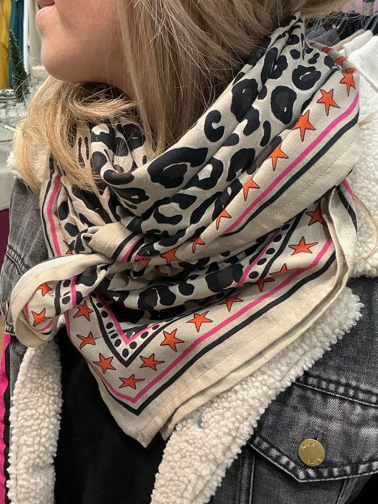 Foulard léopard beige