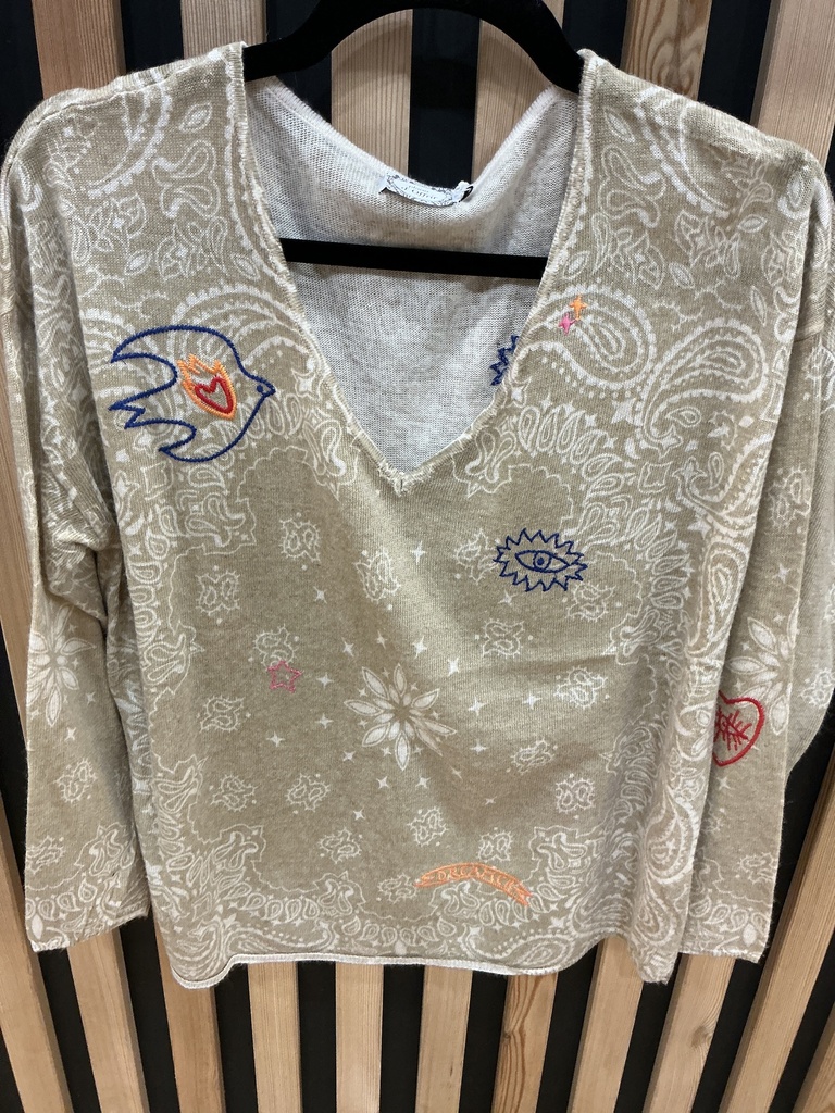 Pull bandana col V broderie beige 