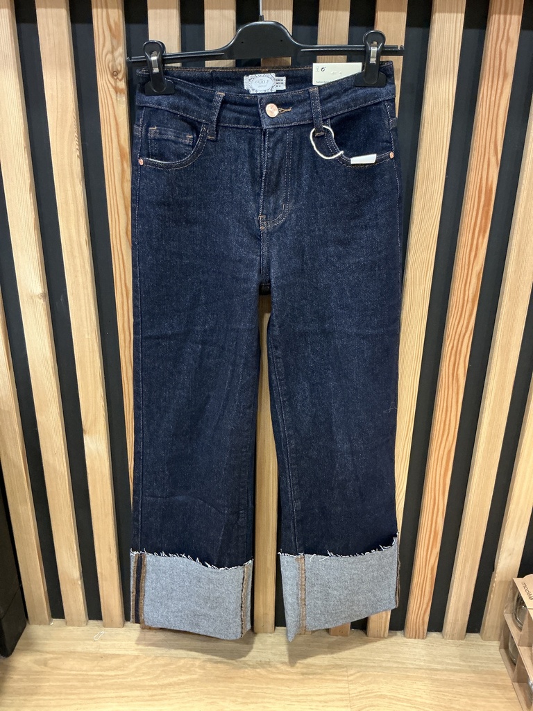 Jeans large 7/8 revers brute 