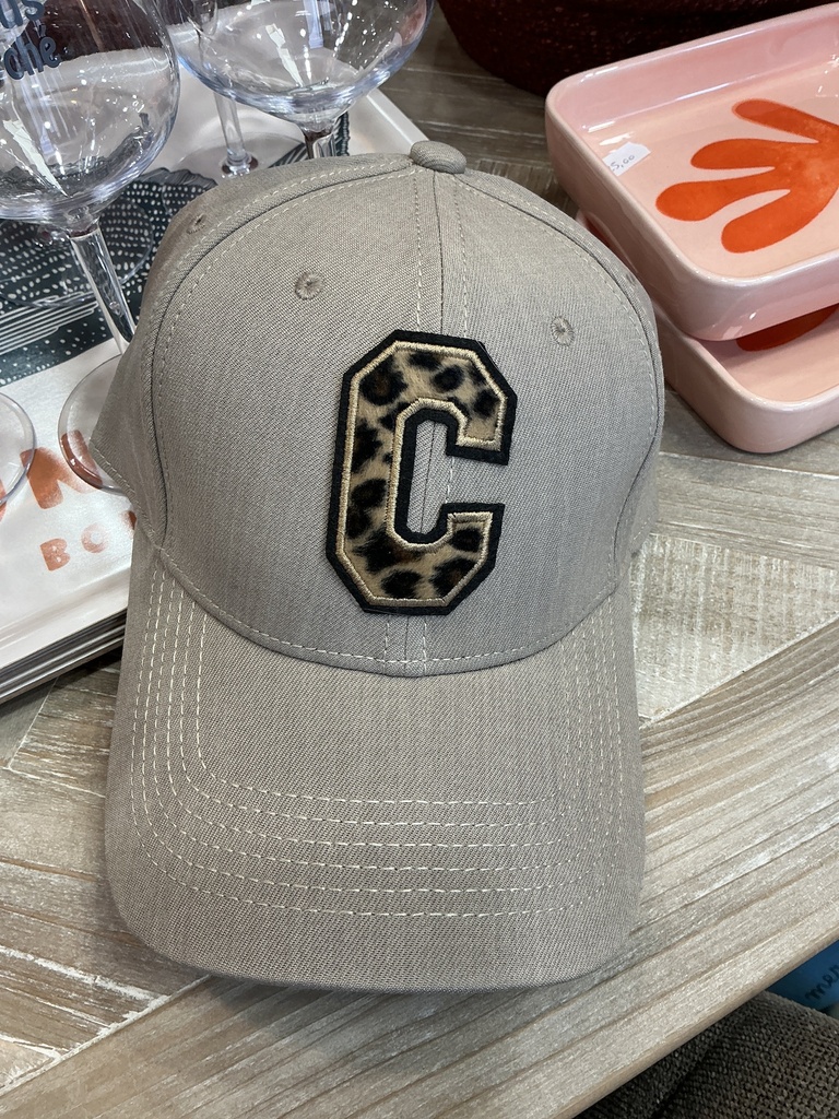 Casquette beige C léopard 