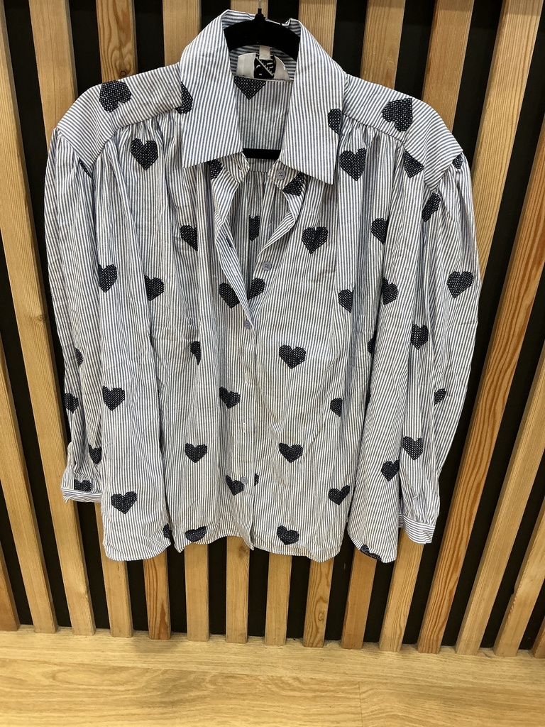 Chemise rayée cœur 