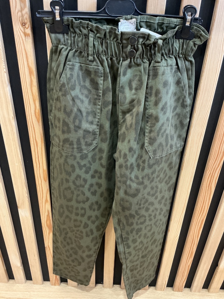Pantalon boy friend léopard kaki